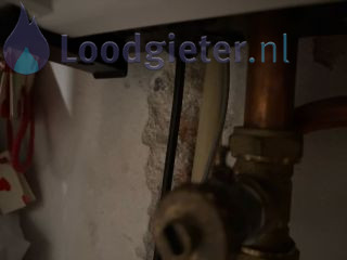 Loodgieter Kraan installeren Kraantje bij cv afgebroken