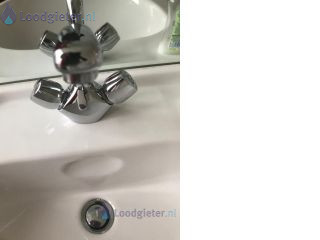 Loodgieter Reparatie Kraan lekkende kraan en 1 radiator verwijderen
