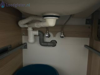 Loodgieter Wastafel verstopt Verstopping afvoer