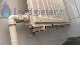Loodgieter Radiator ontluchten Radiatoren legen